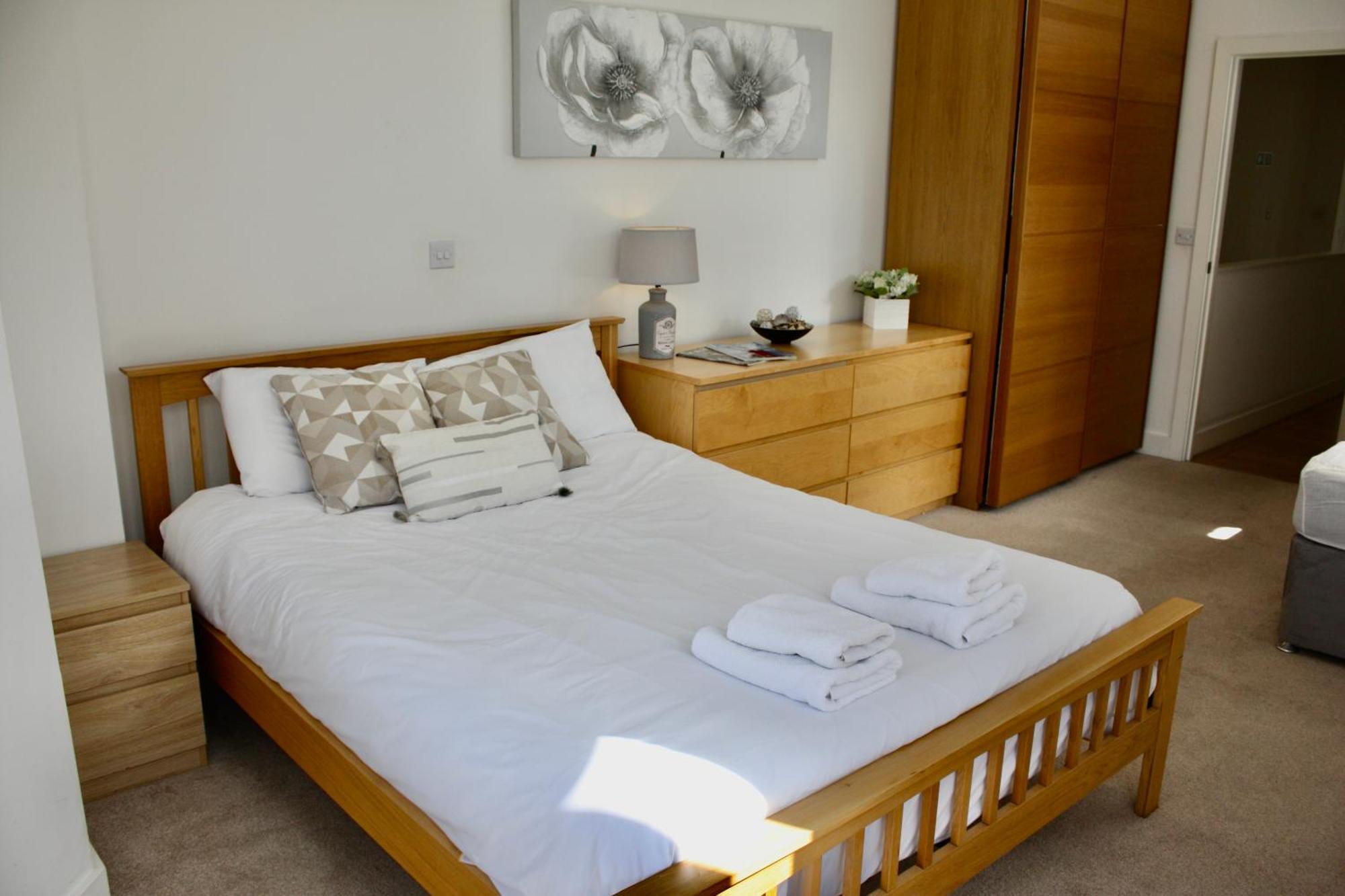 Holiday Home Hot Tub & Sauna Bournemouth Eksteriør billede